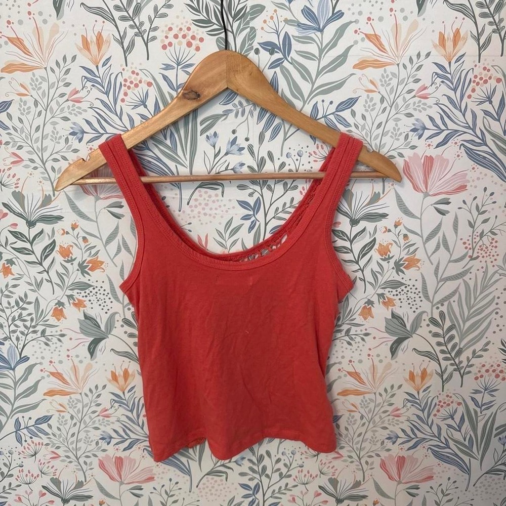 Vintage Y2K Aeropostale Coral Pink Crochet Lace Crop Tank - Picture 2 of 5
